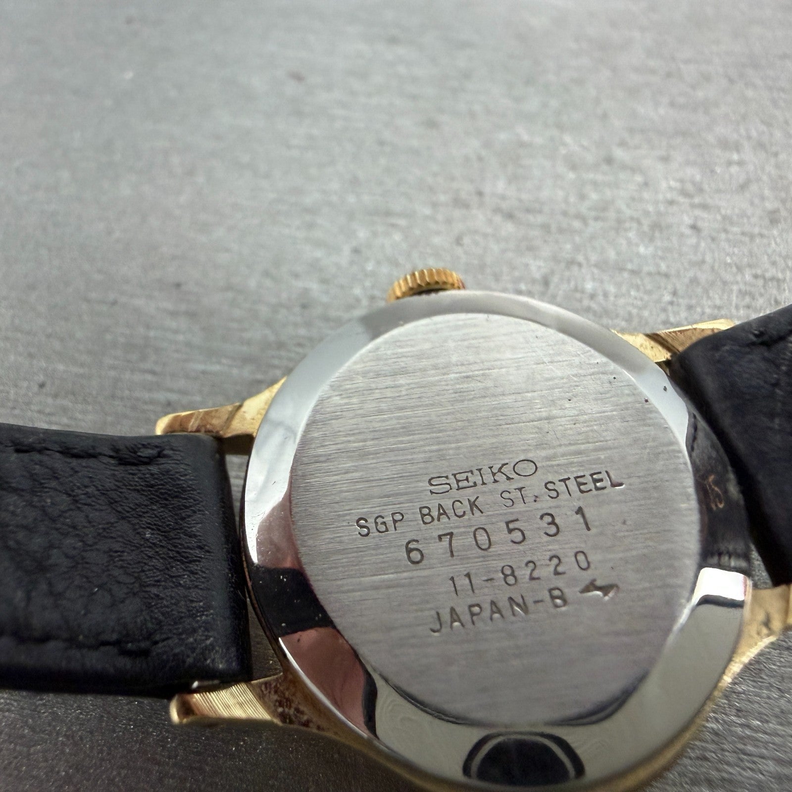 Seiko Socie Watch Women 26mm Champagne Dial Gold Tone Manual Round 11-8220 Runs9