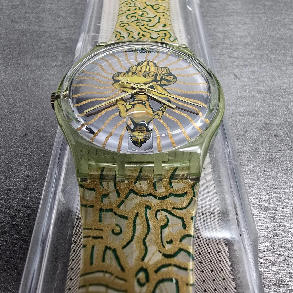 Swatch Tai Sun Watch Men 34mm Silver Dial Green Case GG133 New Battery NOS7