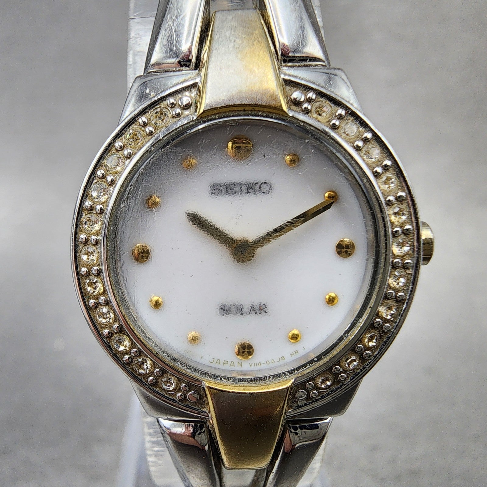 Seiko Solar Watch Women 22mm MOP Dial Two Tone Crystal Bezel Round V1140AF0 Runs1