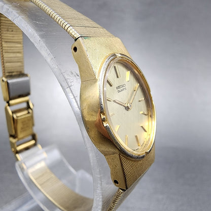Seiko Watch Women 17mm Gold Dial Gold Tone Oval 1400-5219 New Battery VTG