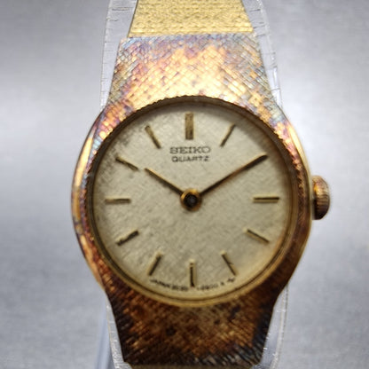 Seiko Watch Women 17mm Champange Dial Gold Tone Round 2C20-0149 New Battery