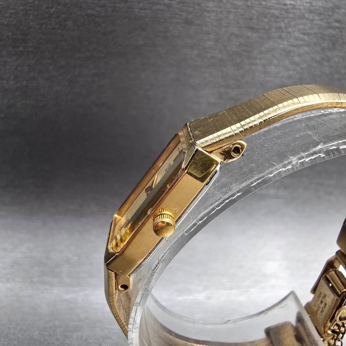 Citizen CQ Watch Women 13mm Gold Dial Gold Tone Rectangle 2250-242068 New Batt2