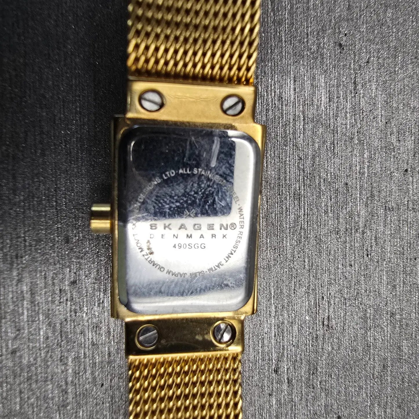 Skagen Tank Watch Women 14mm MOP Dial Gold Tone Rectangle 490SGG New Battery B10