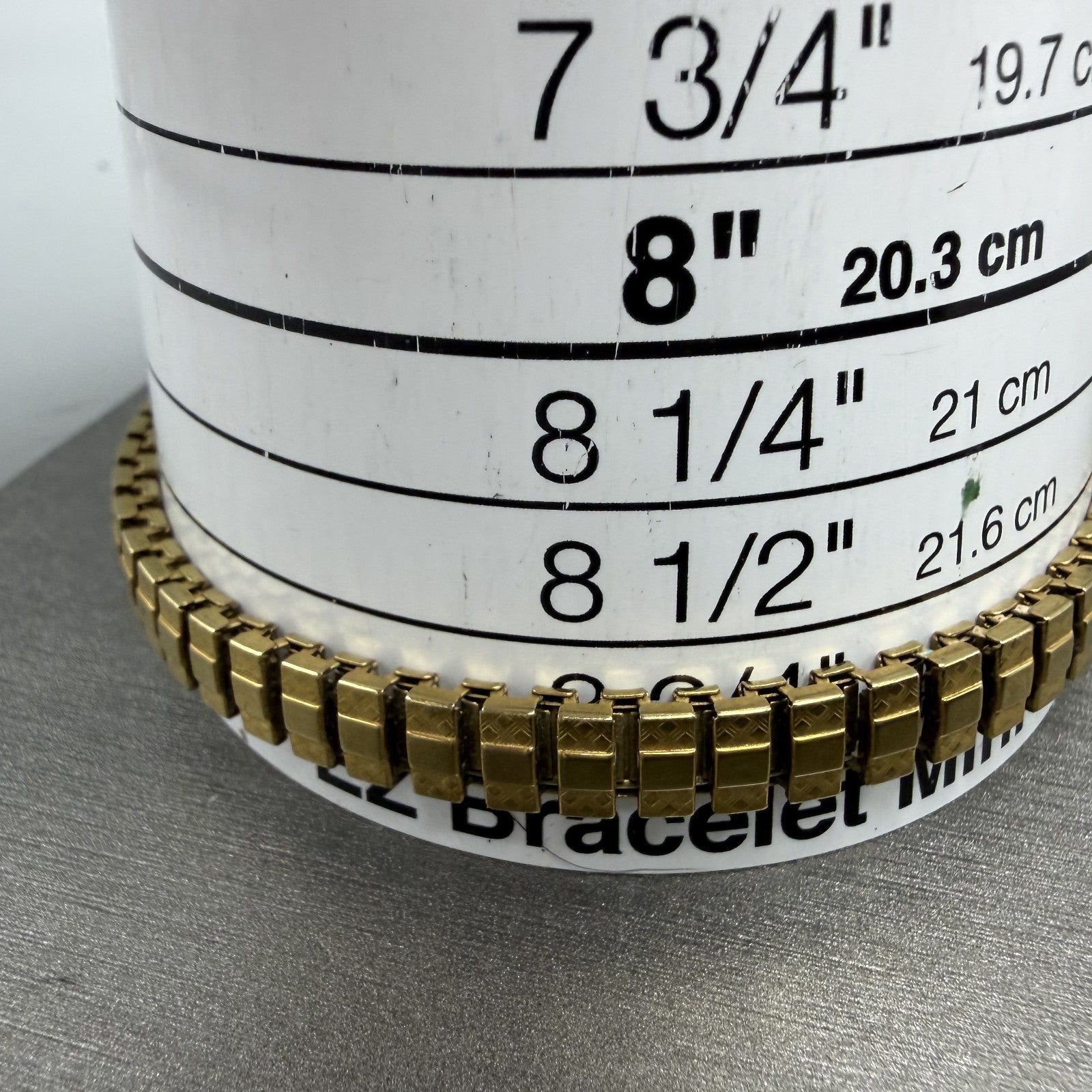 Citizen Watch Women 17mm Champagne Dial Gold Tone Oval 5920-S96494 New Batt10