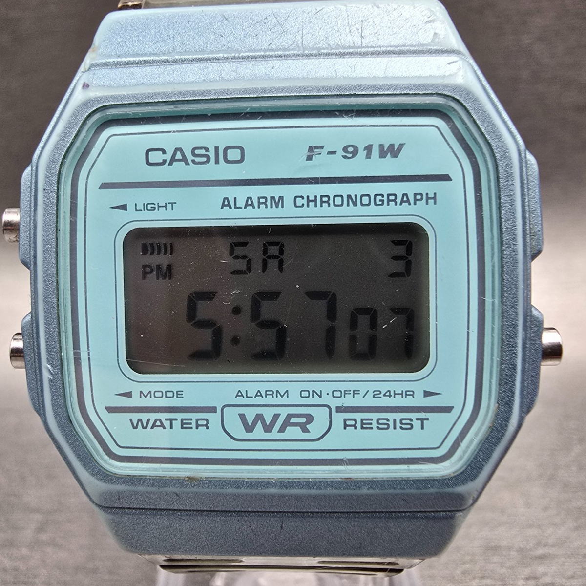Casio F-91W Digital Watch Women 34mm Blue Clear Band Chrono Alarm New Battery1