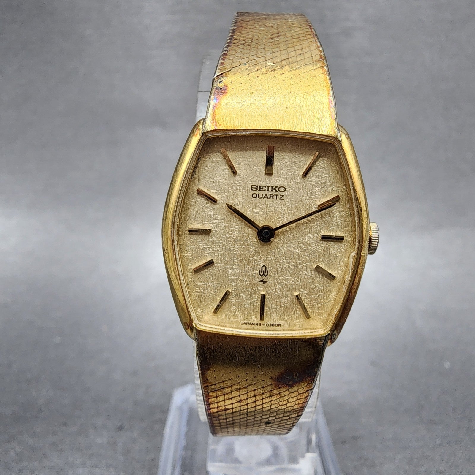 Seiko Watch Women 21mm Champagne Dial Gold Tone Rectangle 433210 New Battery0