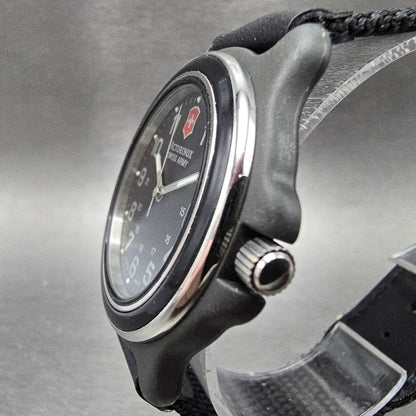 Victorinox Swiss Army Watch Men 39mm Black Dial Black Silver Date New BatteryP2
