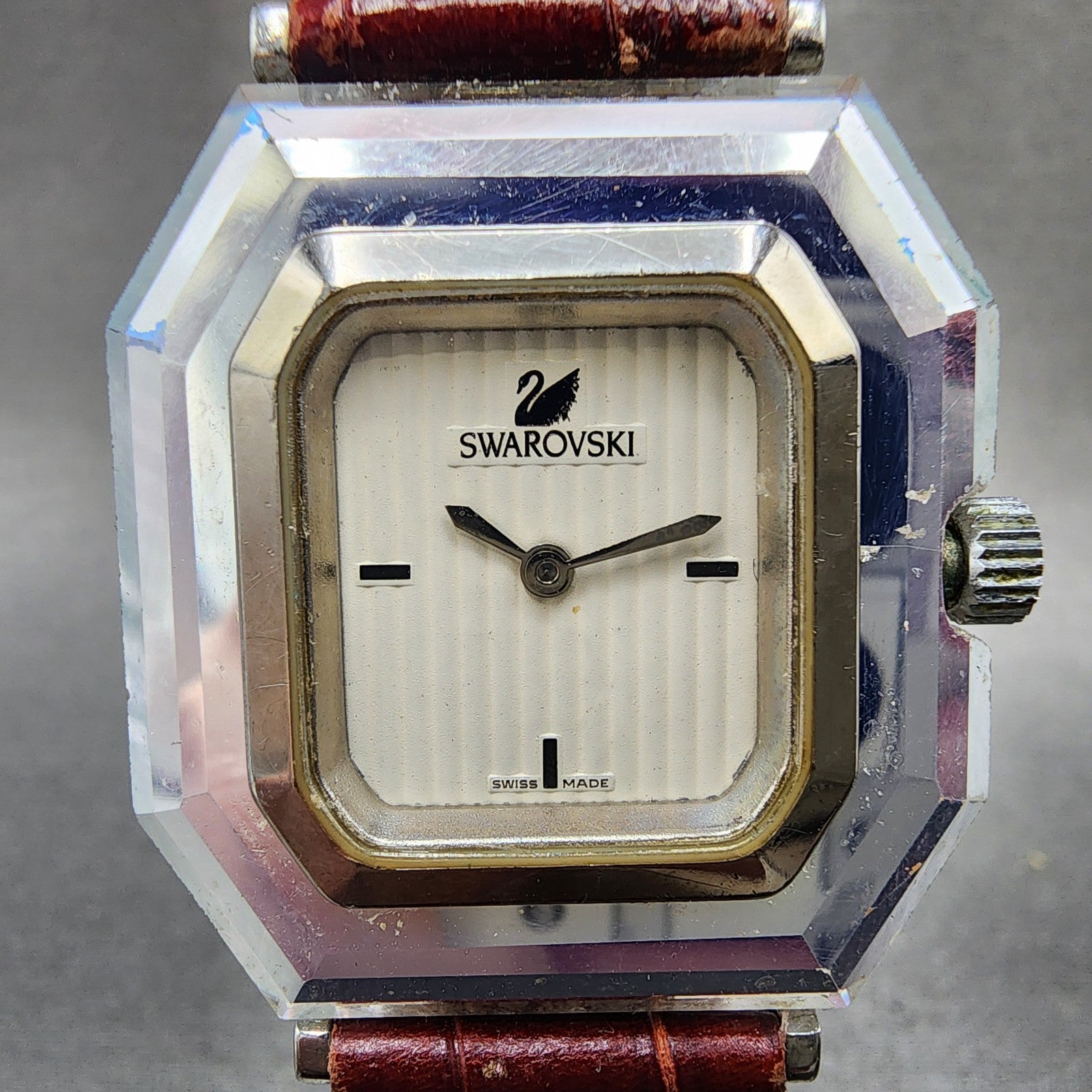 Swarovski Watch Women 30mm White Dial Silver Tone Octagon Crystal New Battery1