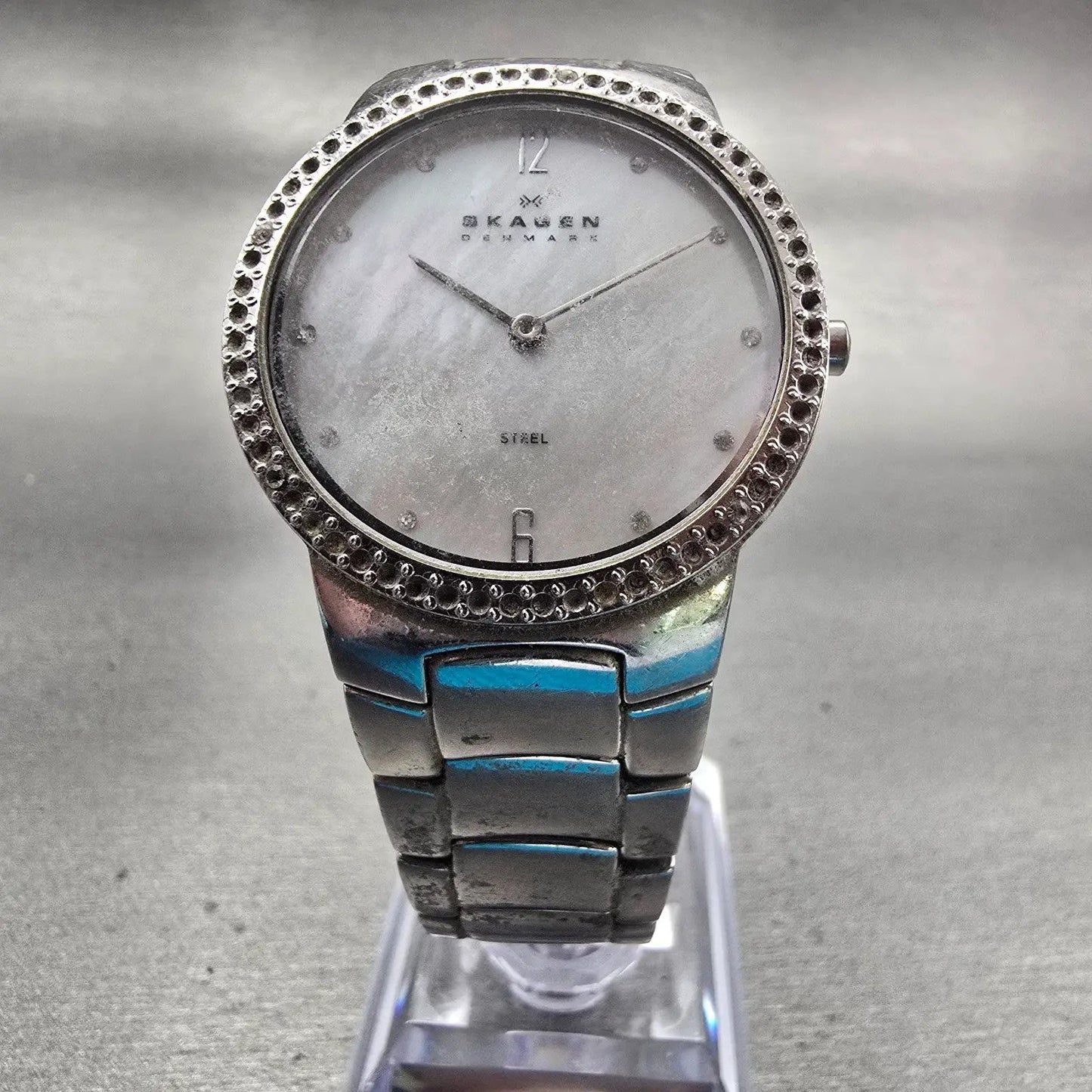 Skagen Watch Women 32mm MOP Dial Silver Tone Crystals Round 644LSSX1 New Battery5