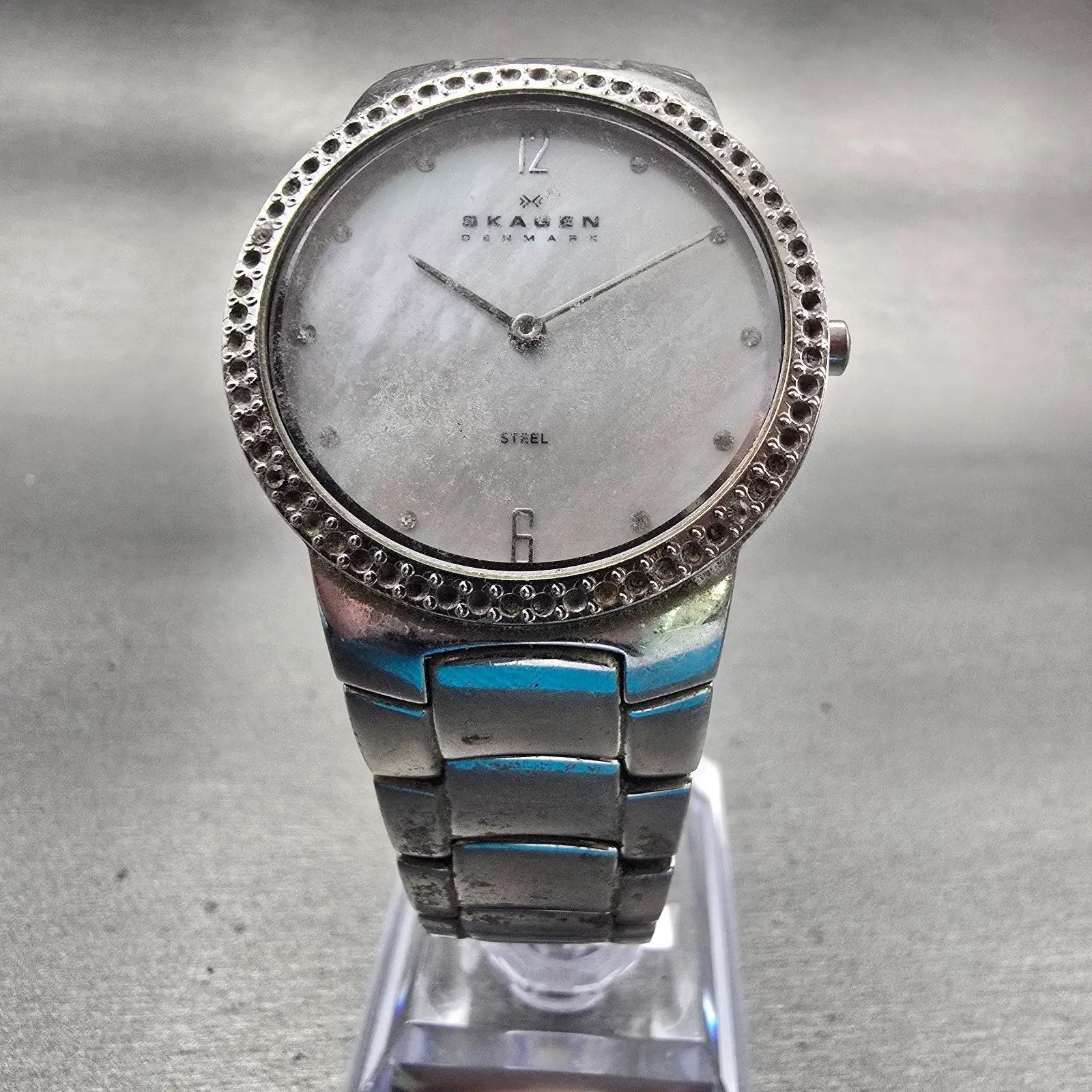 Skagen Watch Women 32mm MOP Dial Silver Tone Crystals Round 644LSSX1 New Battery5