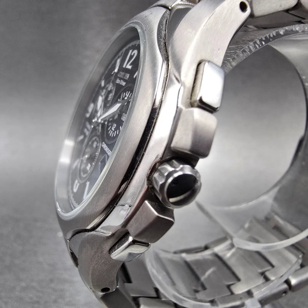 Citizen Eco-Drive Chronograph Watch Men 43mm Black Dial Titanium Date Round Runs2