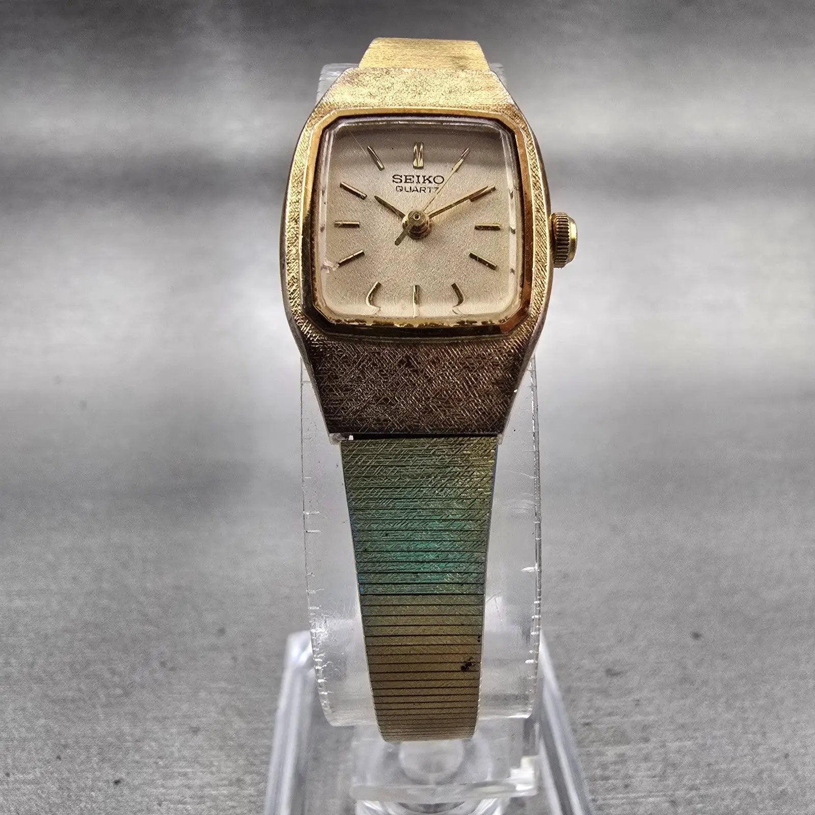 Seiko Watch Women 17mm Champagne Dial Gold Tone Rectangle 5421-5029 New BatteryP5
