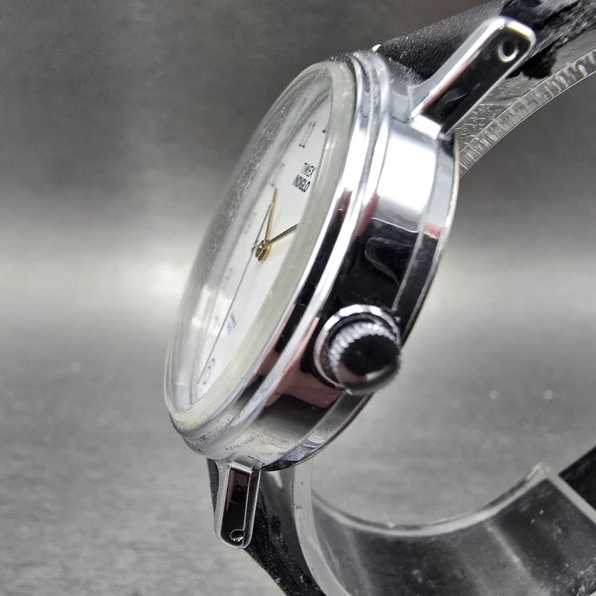 Timex Indiglo Watch Men 34mm White Dial Silver Tone Round New Battery VTG2