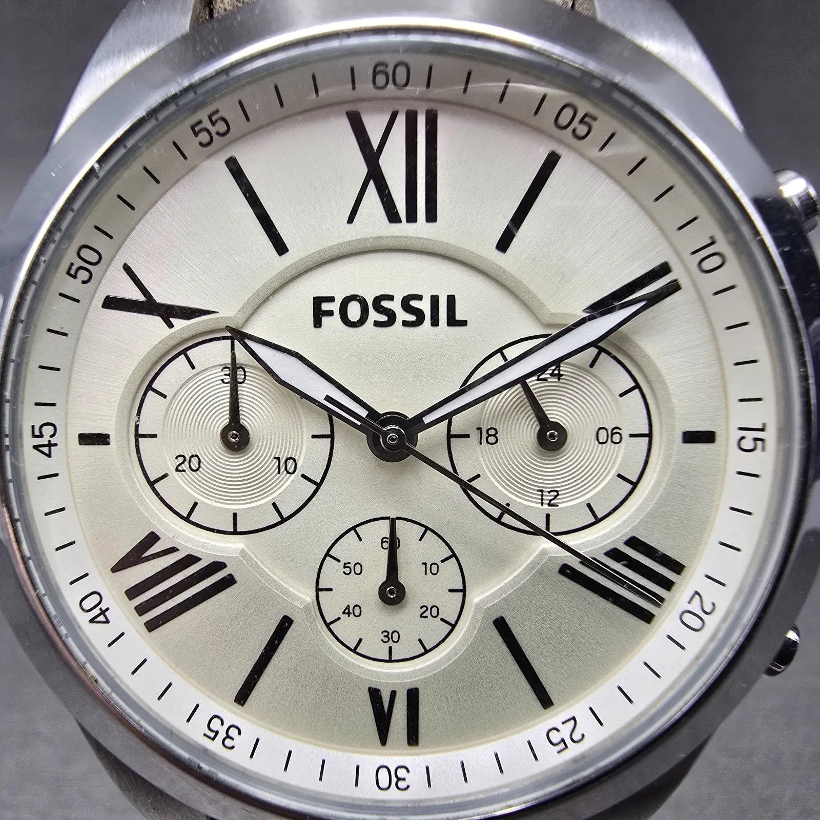 Fossil Chronograph Watch Women 40mm Cream Dial Silver Tone BQ3084 New Battery1