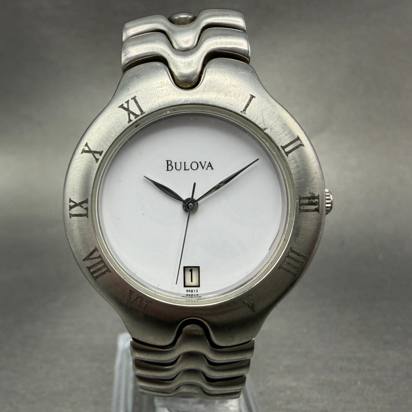 Bulova Watch Unisex 33mm White Dial Silver Tone Date Round 96B12 New Battery0