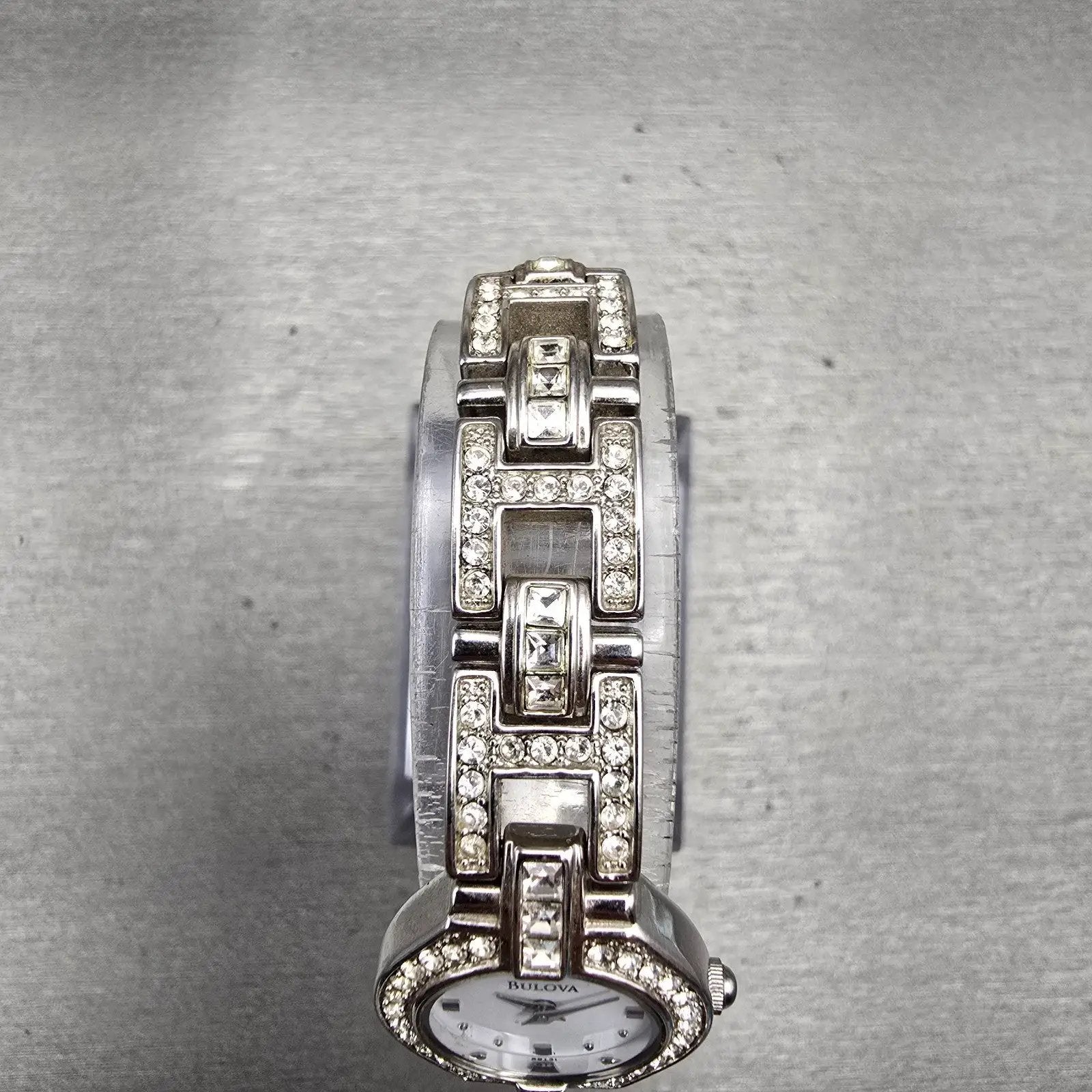 Bulova Watch Women 19mm White Dial Silver Tone Gemmed Round 96T21 New Battery4