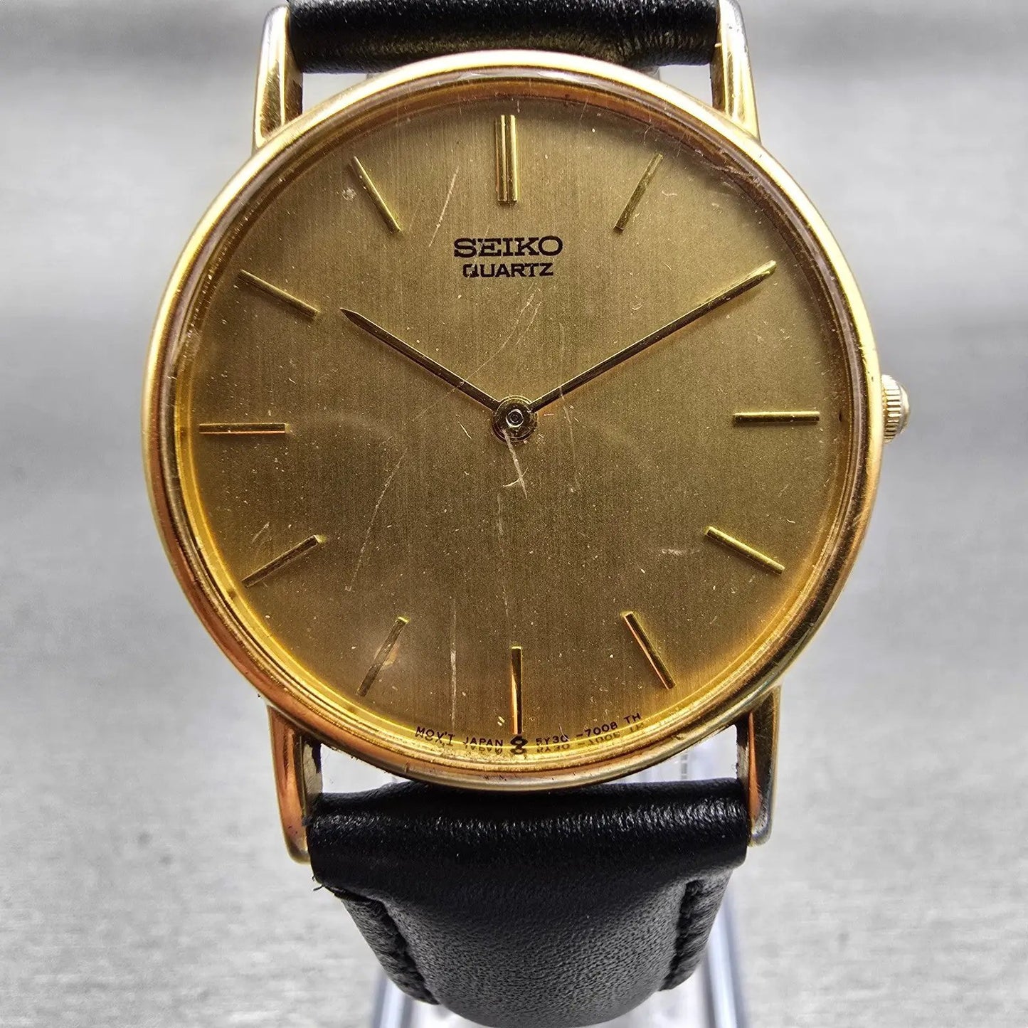 Seiko Watch Men 31mm Gold Dial Gold Tone Round 5Y30-7009 New Battery Vintage1