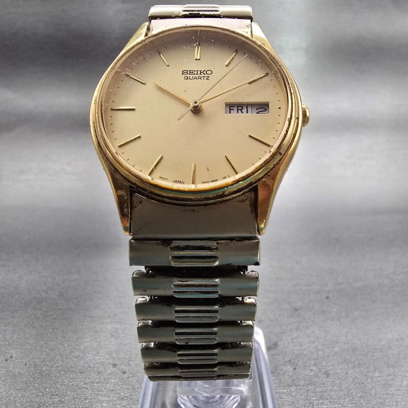 Seiko Watch Men 33mm Champagne Dial Gold Tone Daydate Round 7N43-8A89 New Batt G5
