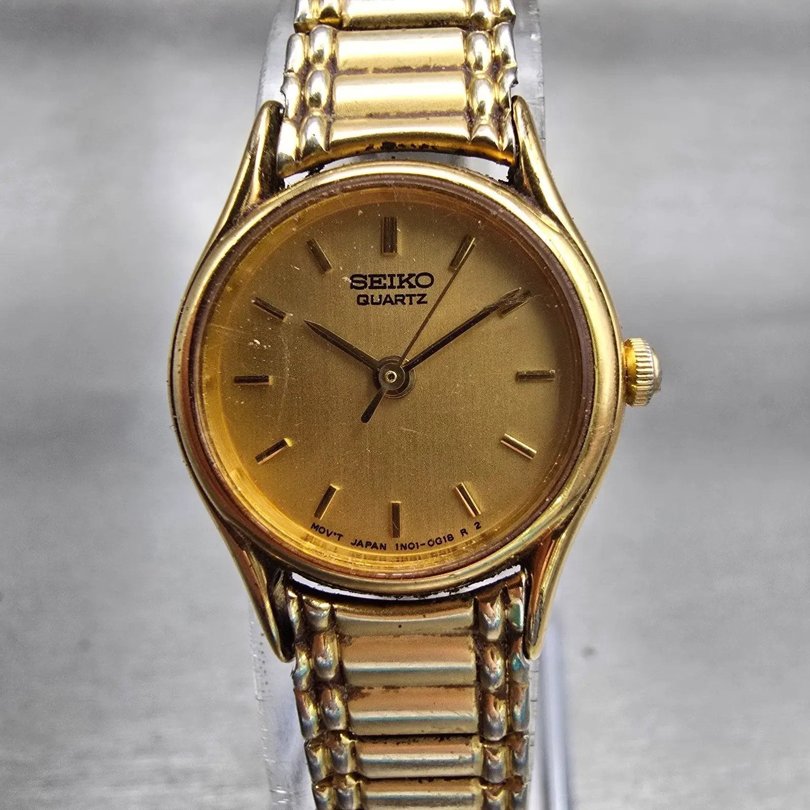 Seiko Watch Women 20mm Gold Dial Gold Tone Round 1N01-0E19 New Battery Vintage F0