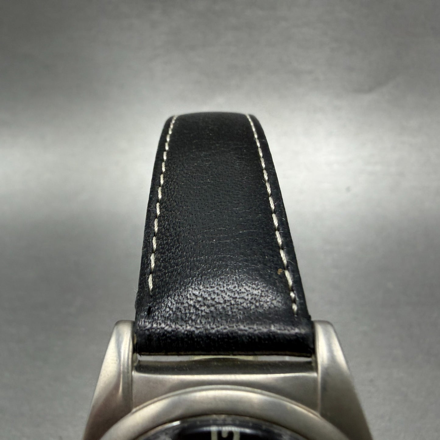 Berney Military Automatic watch Men 32mm Black Dial Steel Date Round Runs Swiss4