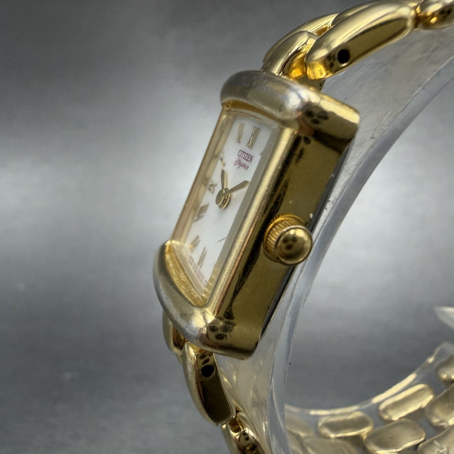 Citizen Elegance Tank Watch Women 18mm MOP Dial Gold Tone Rectangle new battery2