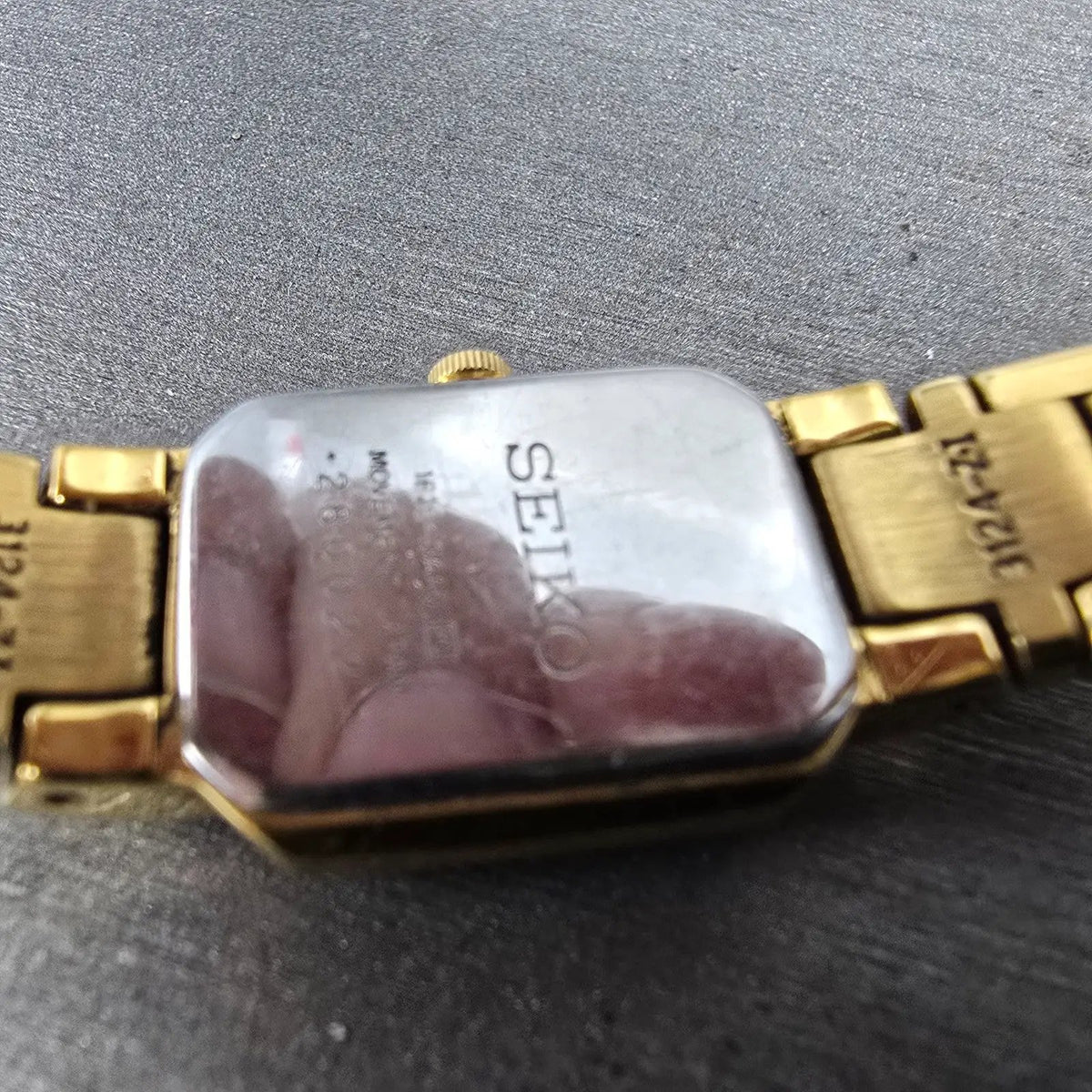 Seiko Tank Watch Women 15mm Black Dial Gold Diamond Bezel Rectangle  New Battery10