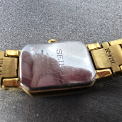 Seiko Tank Watch Women 15mm Black Dial Gold Diamond Bezel Rectangle  New Battery10