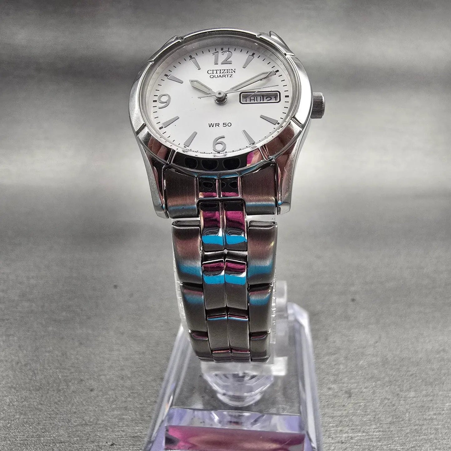 Citizen Watch Women 25mm Silver Dial Silver Tone Daydate 1002-S047439 New Batt5