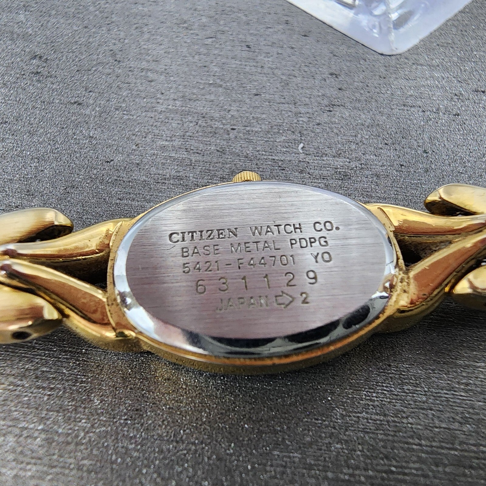 Citizen Elegance Watch Women 15mm MOP Dial Gold Tone Oval 5421F44701 New Batt9