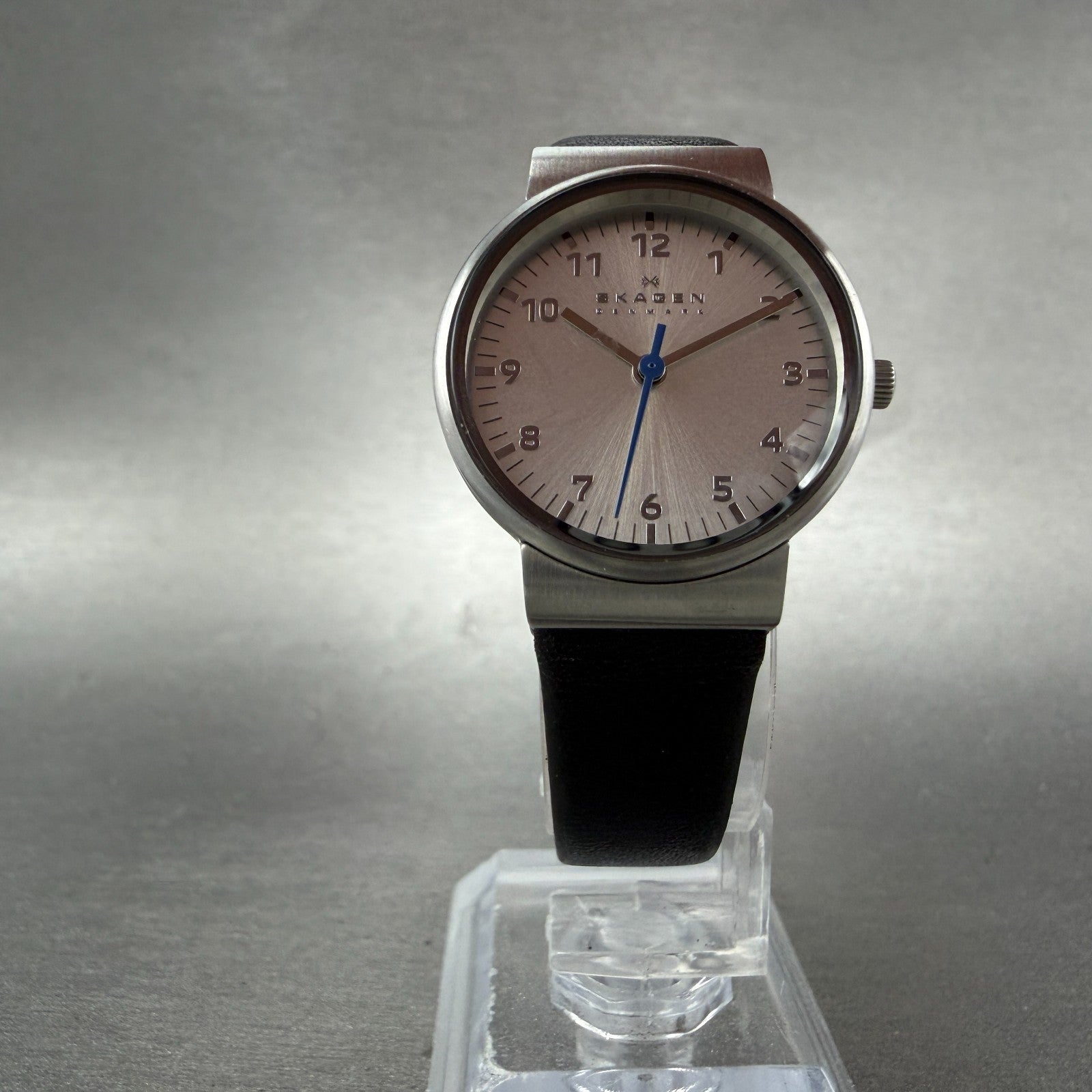 Skagen Watch Women 26mm Silver Dial Steel Round SKW2188 Leather Band New Battery6
