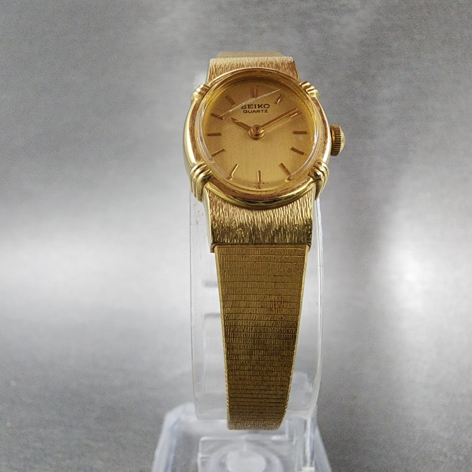 Seiko Watch Women 17mm Gold Dial Gold Tone Oval 54205159 New Battery5