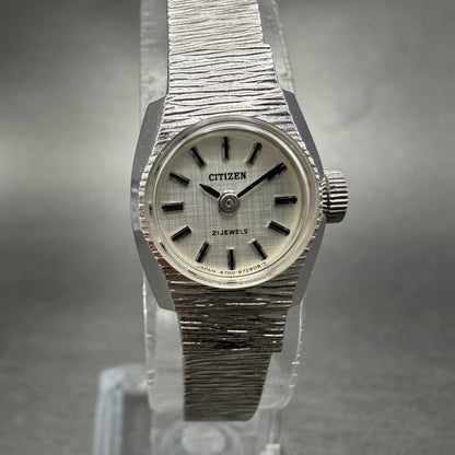 Citizen Watch Women 16mm Silver Dial Silver Tone Manual Rectangle 4-672917 Runs0