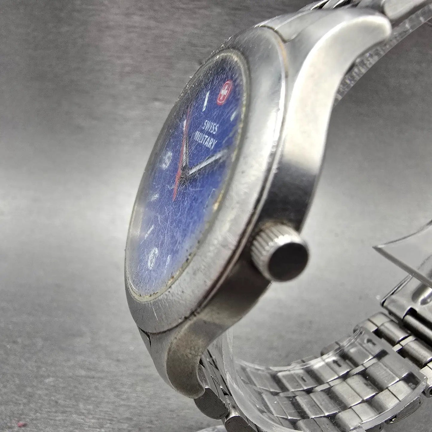 Wenger Swiss Military Watch Men 39mm Blue Dial Silver Tone Date 095.1535 New Bat2