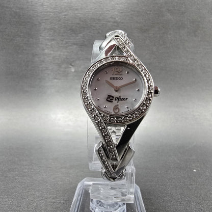 Seiko Solar Watch Women 23mm MOP Dial Silver Tone Round V115-0AP0 Runs Pfizer5
