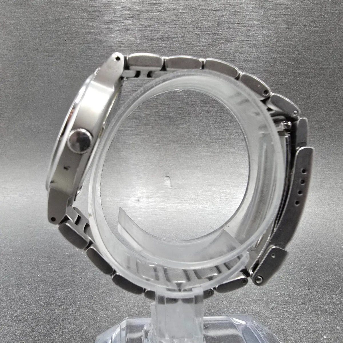 Victorinox Swiss Army Valiant Watch Women 32mm White Dial Silver Tone Date PARTS7