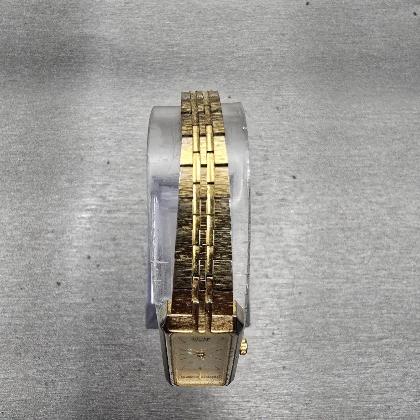 Citizen CQ Watch Women 13mm Champagne Dial Gold Tone 5421-S18523 New Battery VTG4