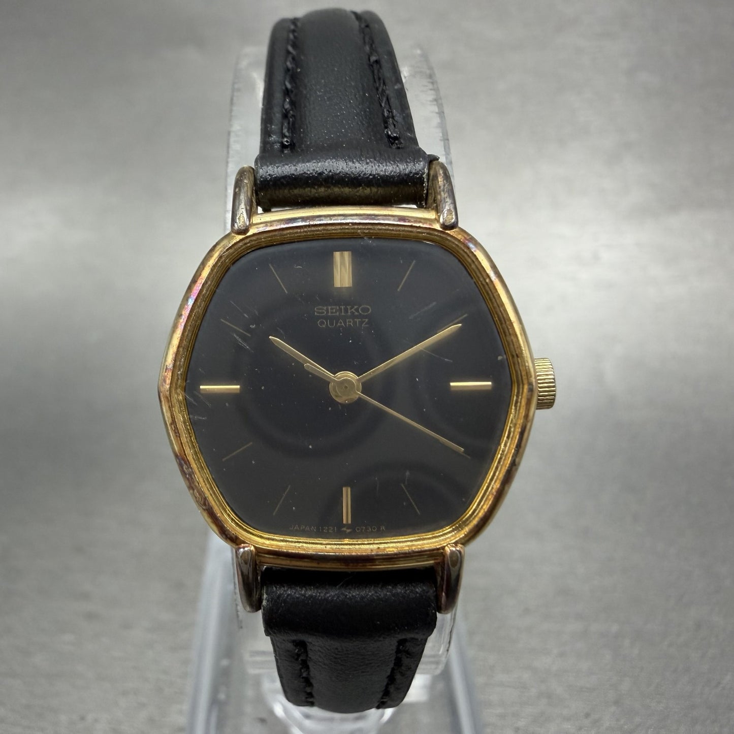 Seiko Watch Women 21mm Black Dial Gold Tone Hexagon 12215500 New Battery0