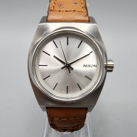 Nixon The Time Teller Watch Women 26mm Silver Dial Silver Tone Round New Battery