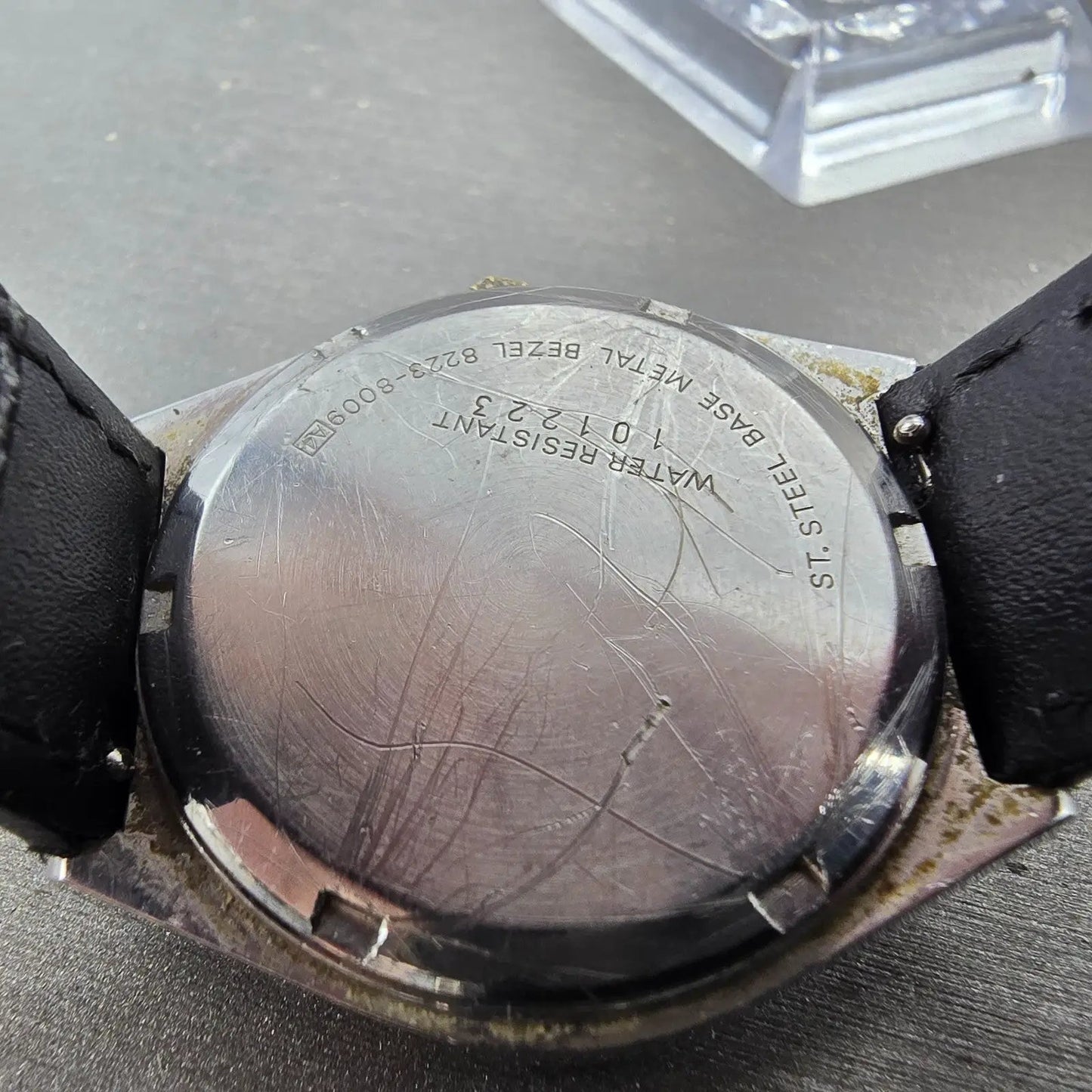 Seiko SQ Watch Men 34mm Black Dial Two Tone Daydate READ!!!!! 8223-8009 New Batt9
