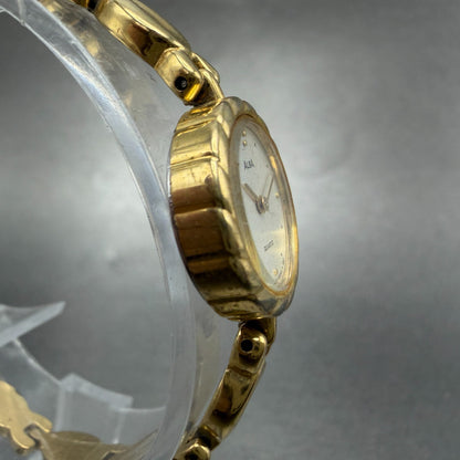 Seiko Alba Watch Women 17mm White Dial Gold Tone Round Y150-0A30 New Battery3