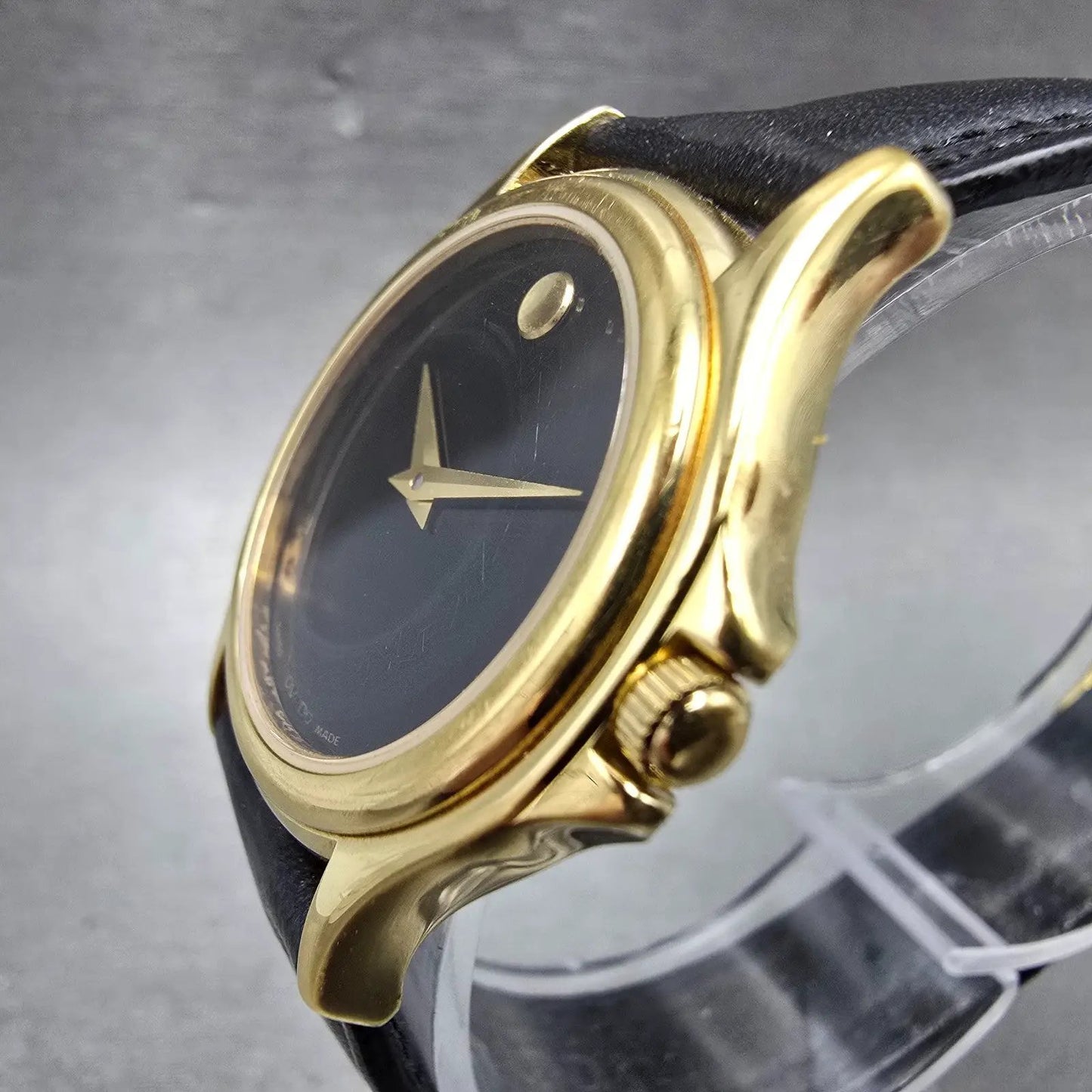Movado Museum Watch Women 28mm Black Dial Gold Tone Round 87 E4 0823 PARTS3
