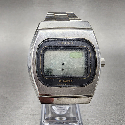 VTG Seiko Digital Watch Men 36mm Digital Steel 05335023 Rectangle PARTS0