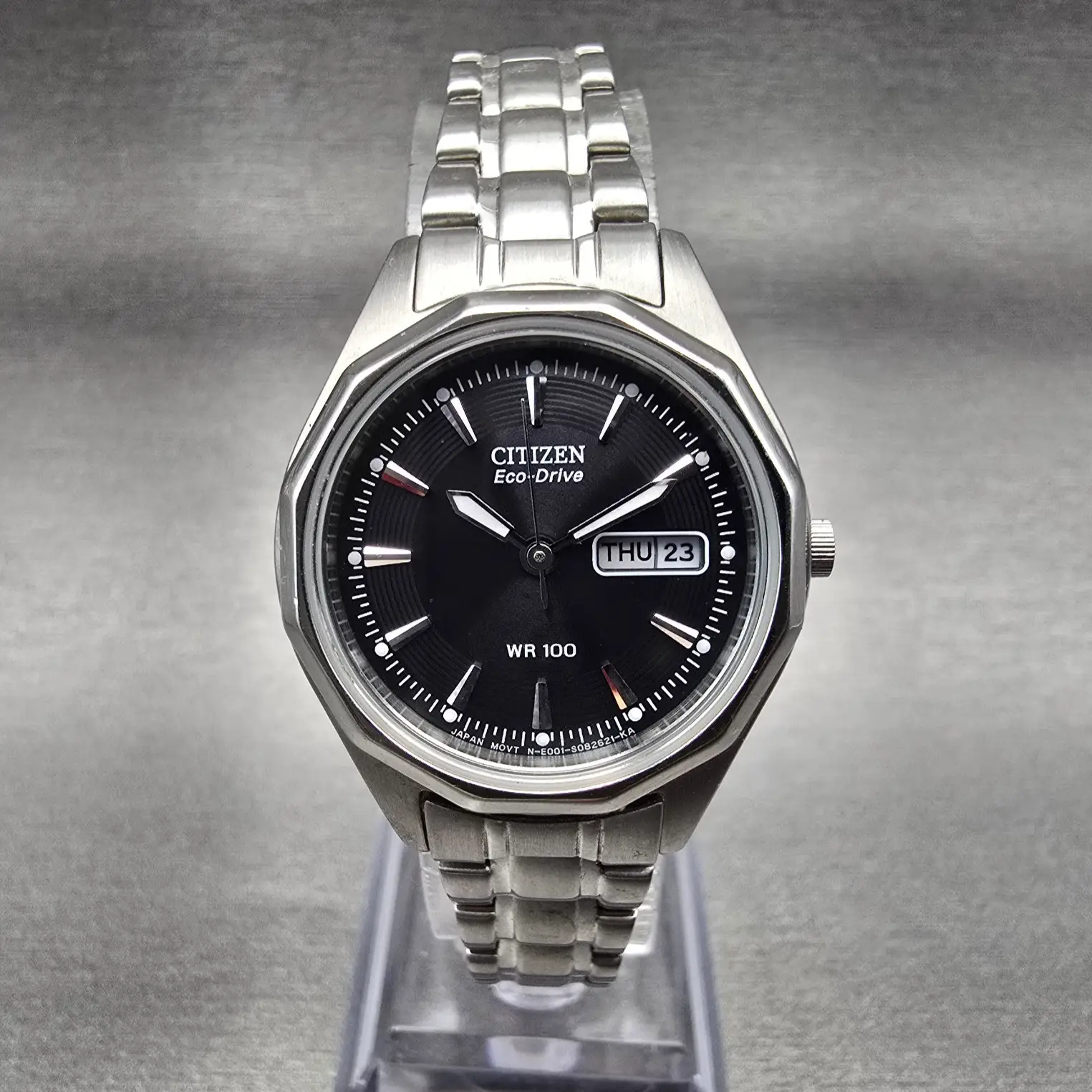 Citizen Eco-Drive Watch Women 26mm Black Dial Silver Daydate E001-S053463 Works0