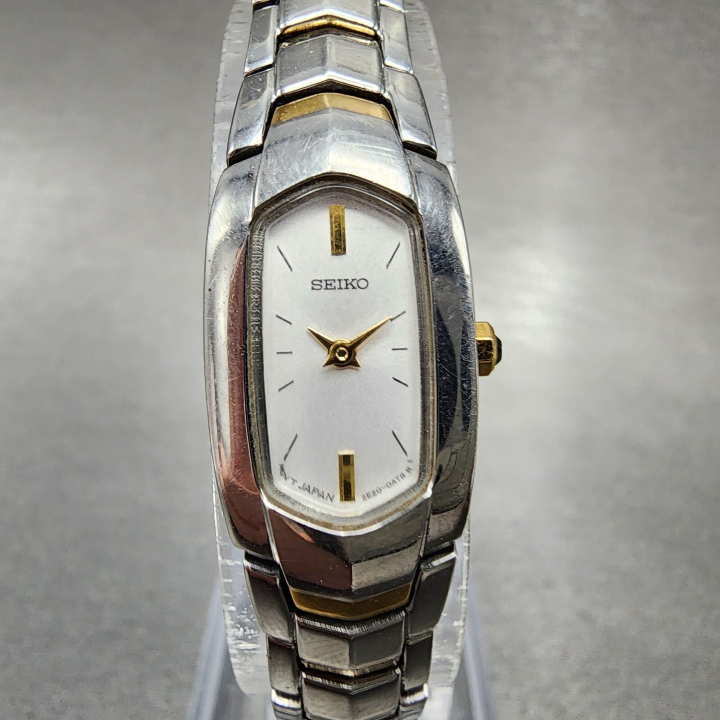 Seiko Watch Women 14mm White Dial Two Tone 2e20-0at0 New Battery