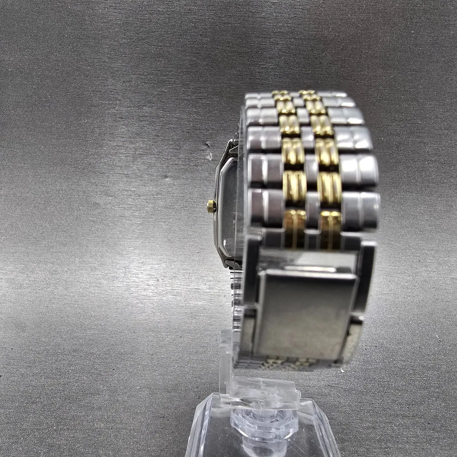 Citizen Watch Men 27mm Silver Dial Two Tone Daydate Rectangle 1000-S63871 NewBat7
