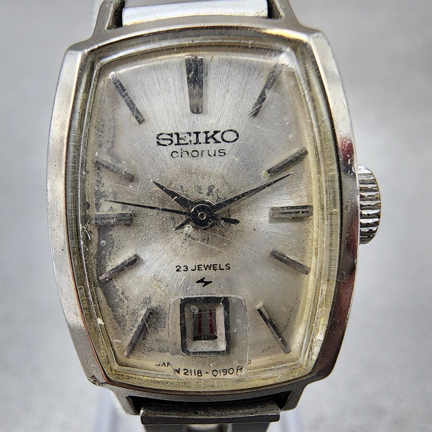 Seiko Chorus Tank Watch Women 17mm Silver Dial Silver Tone Rectangle Manual Runs1