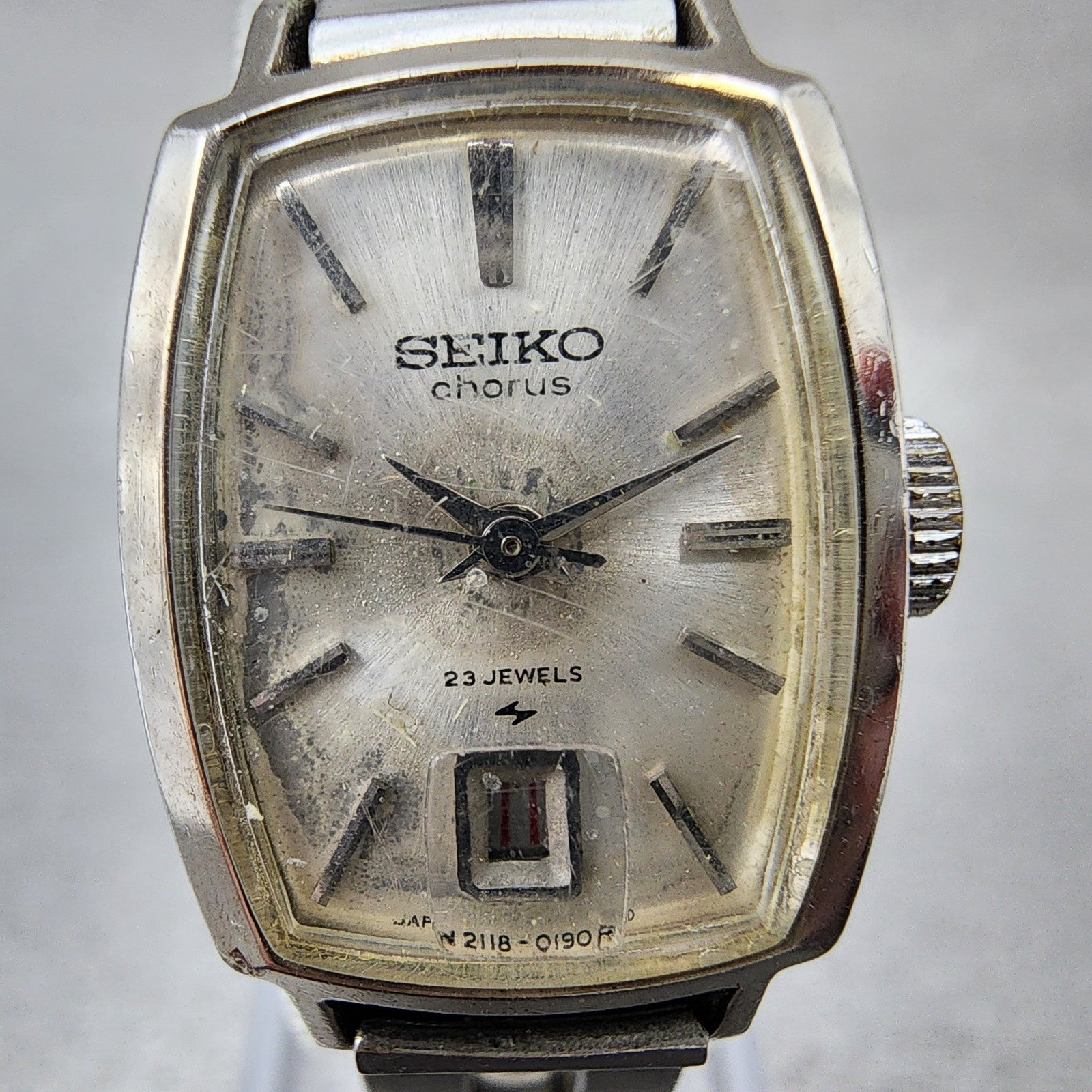 Seiko Chorus Tank Watch Women 17mm Silver Dial Silver Tone Rectangle Manual Runs1