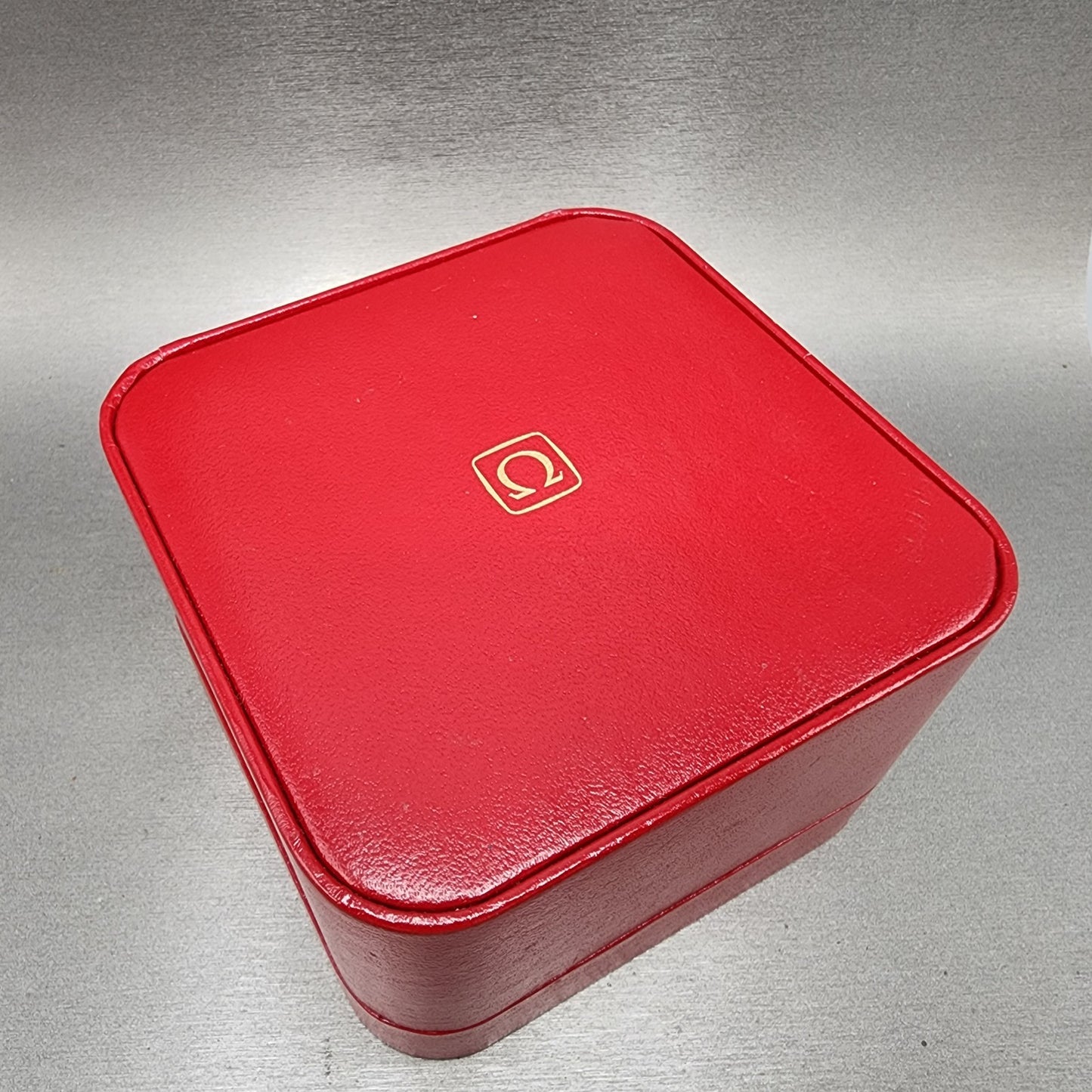 Omega Presentation Watch Box Red Leather Rectangle Vintage Single Watch Booklet0