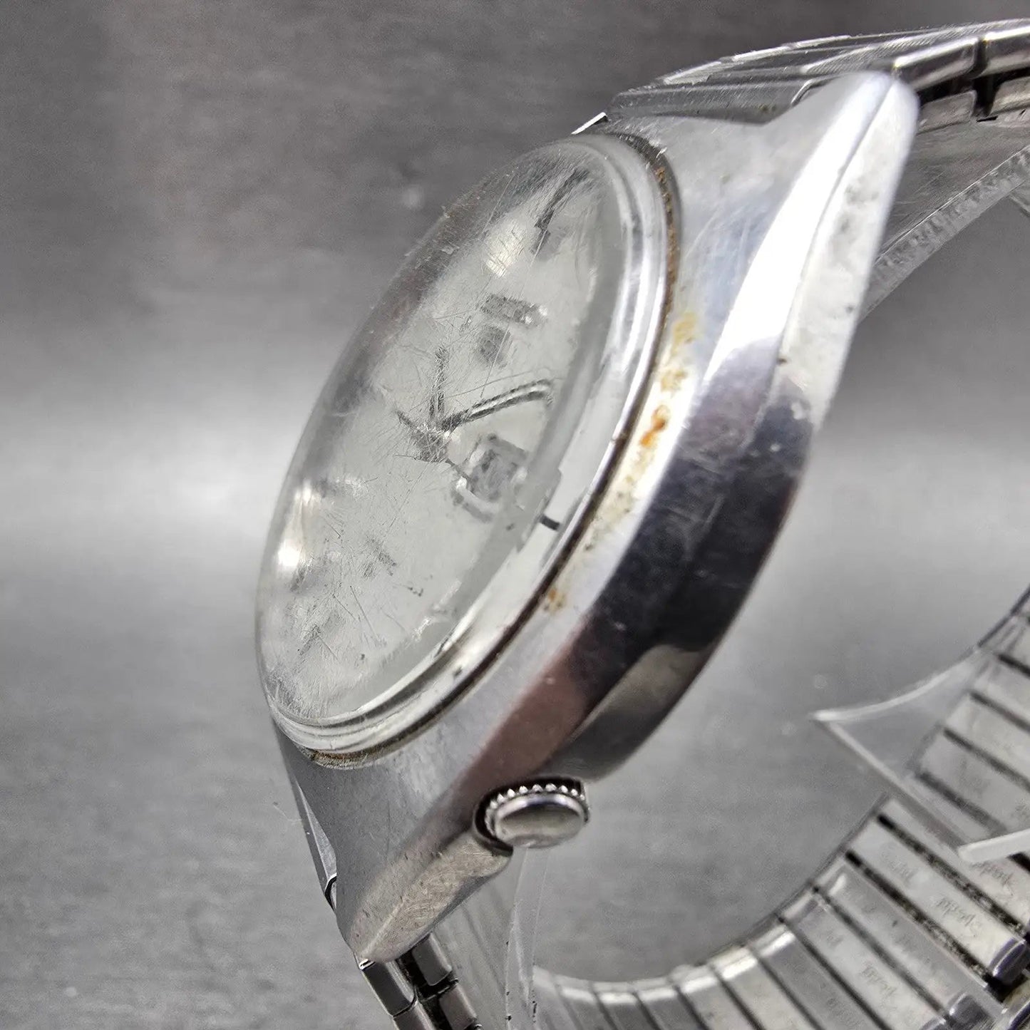 Seiko 5 Automatic Watch Men 37mm Silver Dial Silver Tone Daydate 6309-8670 PARTS3