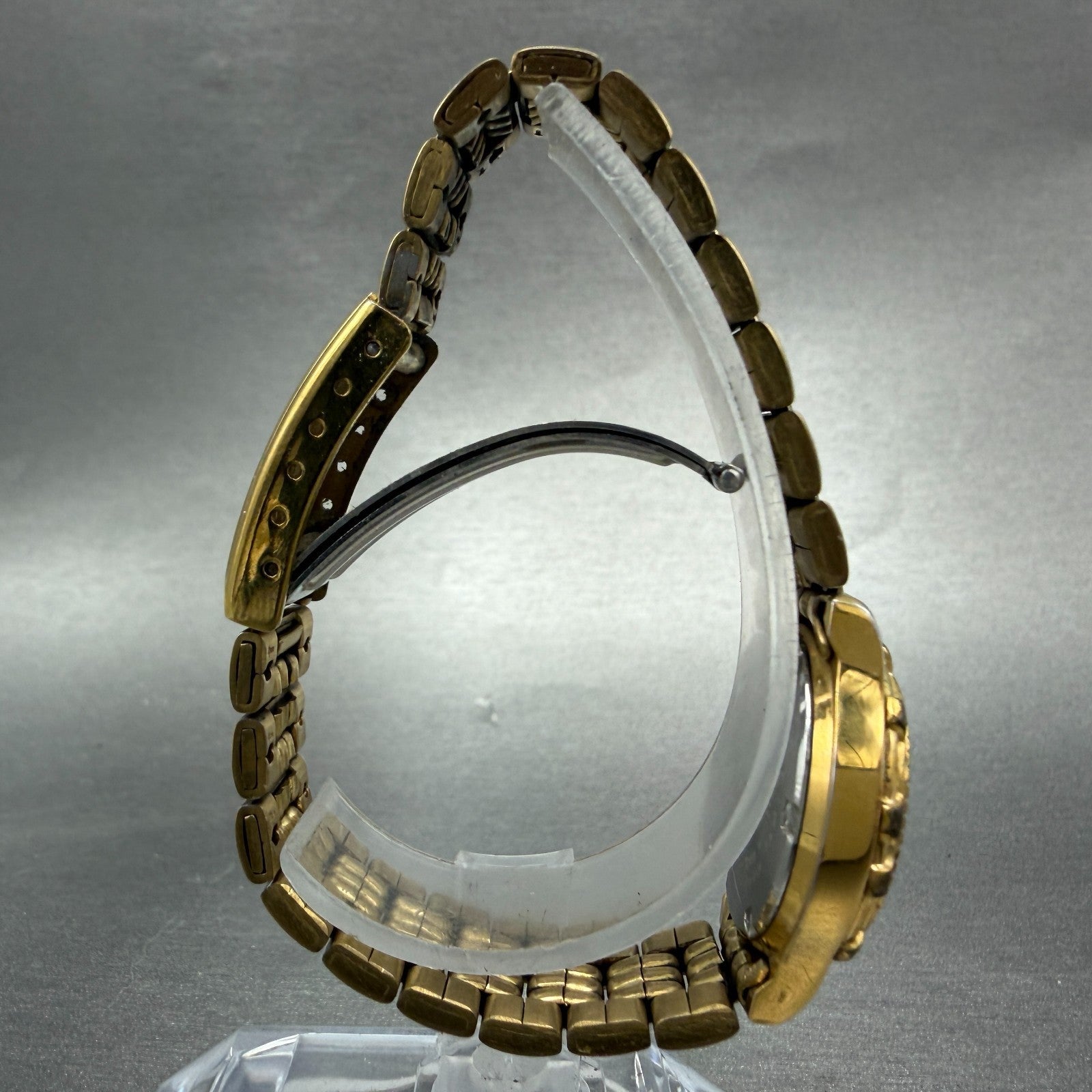 Seiko Sports 50 Watch Women 25mm Champagne Dial Gold Tone Date 7N82-0271 NewBatt8